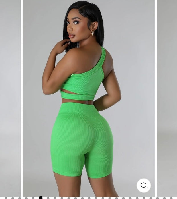 Green 2 Piece Set
