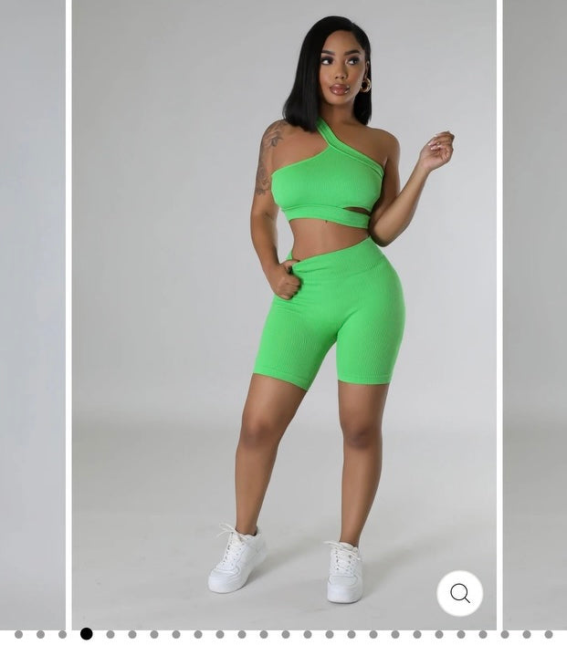 Green 2 Piece Set