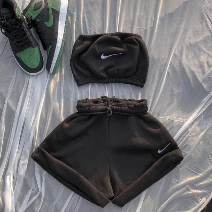Nike Tube Top Set